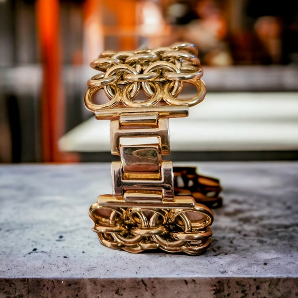 Watch -Thick Wide Link Animal Print Watch..New Battery - Picture 10 of 14